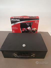 Cassetta portavalori con chiave: Master lock