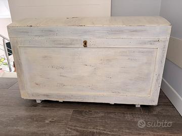 Baule mobile anticato