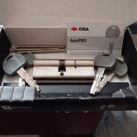 Cilindro europeo Cisa per porta blindata