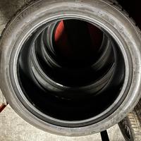 Gomme Bridgestone blizzak invernali 245/45 R19