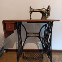 macchina da cucire singer antica