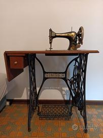 macchina da cucire singer antica