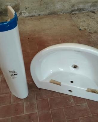 lavabo con colonna