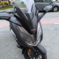 Honda forza 350 uniproprietario