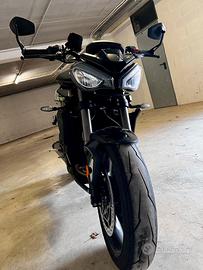 Triumph Street Triple 765 RS 2025