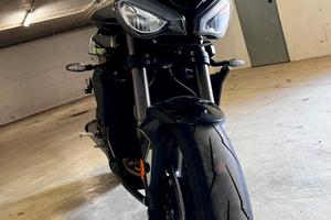 Triumph Street Triple 765 RS 2025