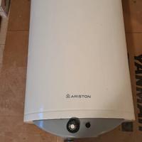 Scaldabagno a gas Ariston