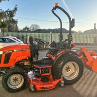 Trattore Idrostatico motore Mitsubishi, piatto ven