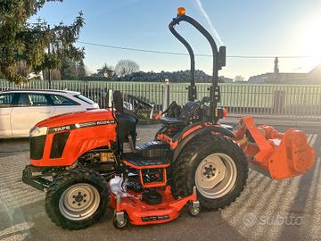 Trattore Idrostatico motore Mitsubishi, piatto ven