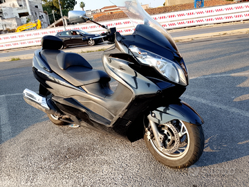 Suzuki Burgman AN 400