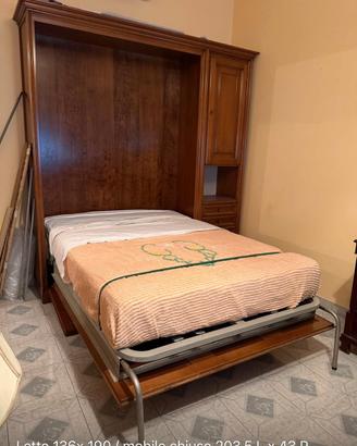 Letto matrimoniale a scomparsa