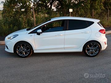 Ford Fiesta ST LINE 1000 Ecoboost