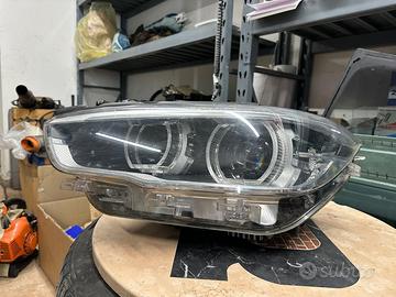 Fanale bmw f20 anterione lato guida