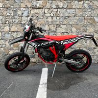 Beta RR Motard 125 4T LC