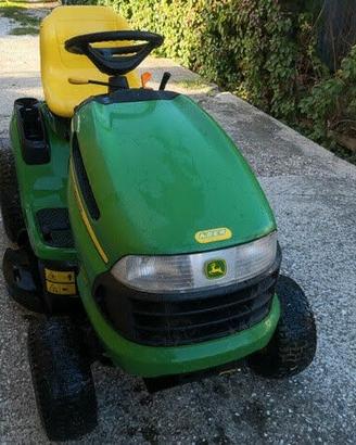 Rasaerba John Deere X120