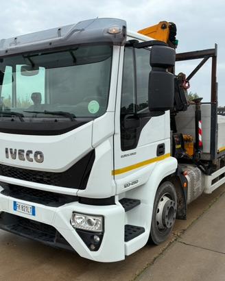 IVECO EUROCARGO 120-250 gru EFFER