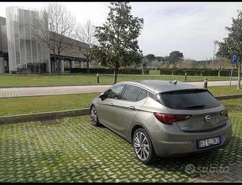 Opel astra 1.6 CDTi  136 CV 5 porte Innovation