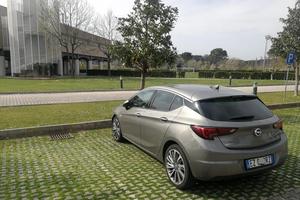 Opel astra 1.6 CDTi  136 CV 5 porte Innovation