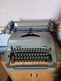 Macchina da scrivere d'epoca Everest - Vintage 