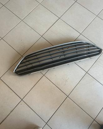 Griglia anteriore ford fiesta