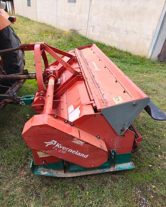 trinciatrice Kverneland Fx 230
FX 230