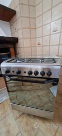 CUCINA A GAS INDESIT  4F INOX