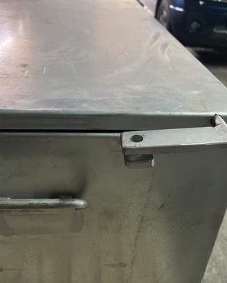 Cassa porta  attrezzi per cassoni