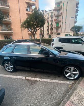 AUDI A4 B8 Avant s line
