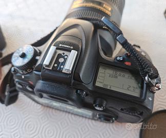 Nikon D 7100 completa di obiettivo  Nikon 18-300