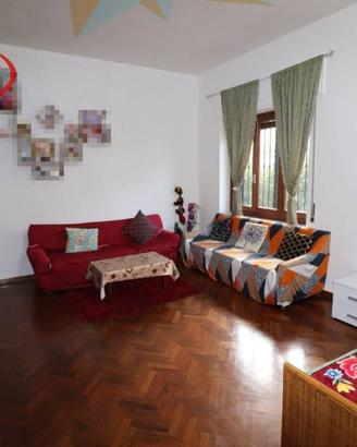Appartamento di 150 m² con 5 locali e box auto a M