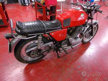 Ricambi vari LAVERDA 750 SF 71'