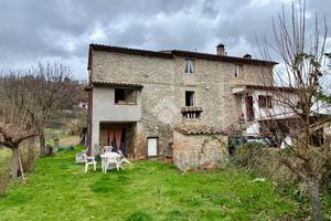 CASA SEMINDIPENDENTE A CITTÀ DI CASTELLO