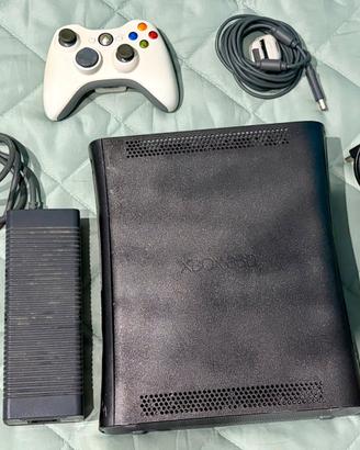 Xbox 360 + Controller e Cavi