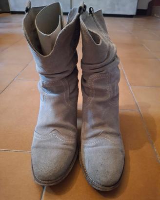 Stivaletti beige
