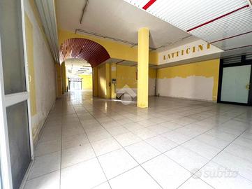 CASA SEMINDIPENDENTE A MESAGNE