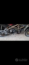 Motore monster 900 carburatori 