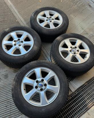 Set 4 cerchi originali Volvo XC