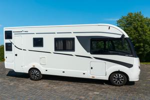 Camper Motorhome ITINEO SB700 6 posti By RAPIDO
