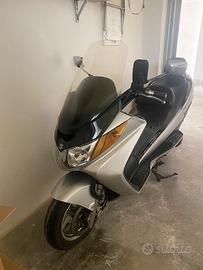 Suzuki Burgman 400 - 2004