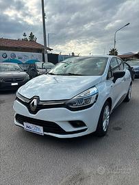 Renault Clio TCe 12V 90 CV GPL 5 porte Moschino Li