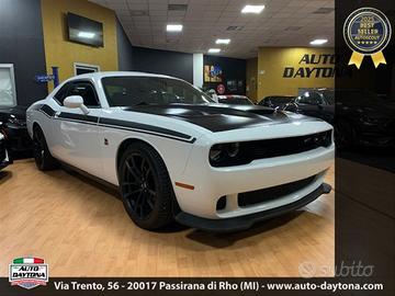 DODGE Challenger 6.4 V8 Autom 392