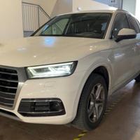 Audi Q5 35 TDI quattro S tronic Business Sport