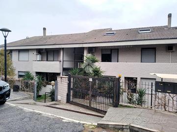 3 LOCALI A CASTROLIBERO