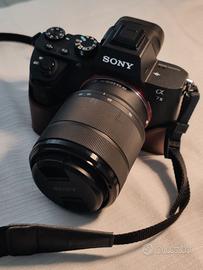 Sony A7 II + obiettivo + accessori – Come nuova
