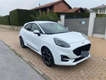 FORD PUMA  ST LINE X 1000 cc  125 CV