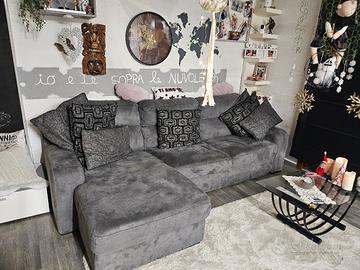 Divano in buone condizioni 