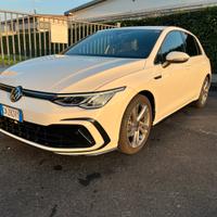 Volkswagen Golf 8 1.5 TSI 150CV R-Line - 05/2023