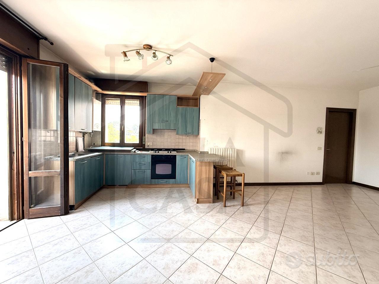 LUMINOSO DUPLEX IN CENTRO - Vista 2