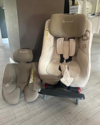 Seggiolino auto contromarcia fino 104 cm