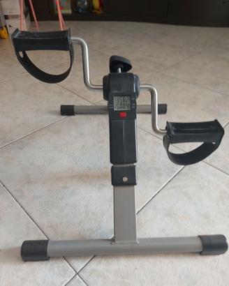 Pedaliera elettrica per riabilitazione